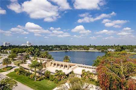 1161 S Southlake Dr Hollywood, FL 33019