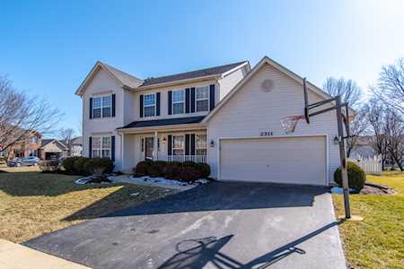 2311 Tremont Ave Aurora, IL 60502