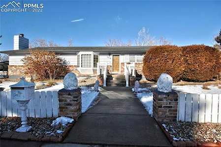 4718 Woodbury Drive Colorado Springs, CO 80915