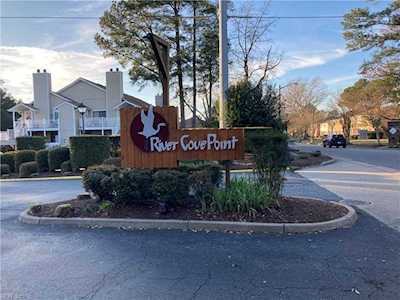 2634 Cove Point Place Virginia Beach, VA 23454