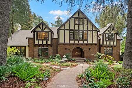 1842 Fairmount Ave La Canada Flintridge, CA 91011