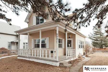 2521 Hanscom Blvd Omaha, NE 68105
