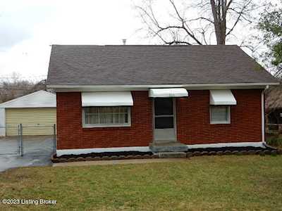 334 Eastview Dr Shepherdsville, KY 40165
