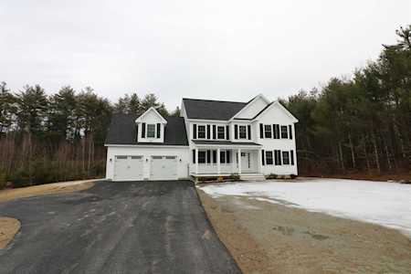 2 Bryson Ln #10 Lee, NH 03861