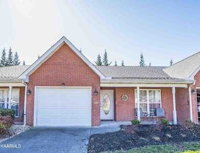 2917 Dominion Dr Maryville, TN 37803
