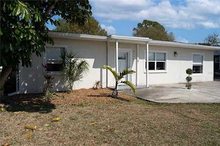 4608 21st Ave W Bradenton, FL 34209