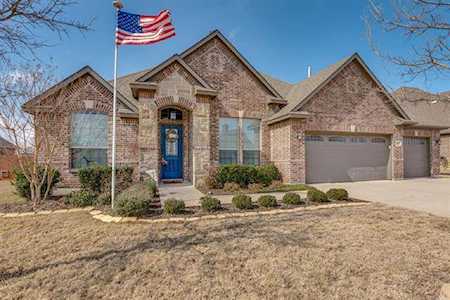 6409 Bluebird Meadows Drive Burleson, TX 76058