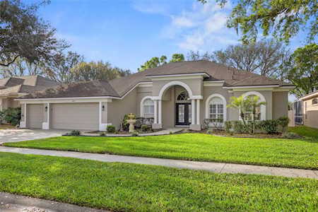 2819 Winding Trail Dr Valrico, FL 33594