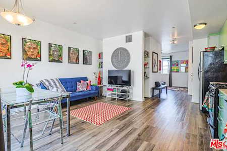 217 S Marengo Ave #204 Pasadena, CA 91101