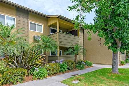 194 Avenida Descanso #C Oceanside, CA 92057