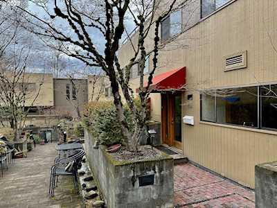 984 Lincoln ST Eugene, OR 97401