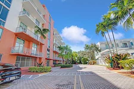 2100 Van Buren Street #514 Hollywood, FL 33020