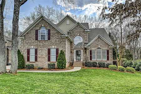 904 Carisbrooke Ln Waxhaw, NC 28173