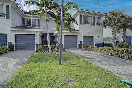 3410 NW 13th St #3410 Lauderhill, FL 33311