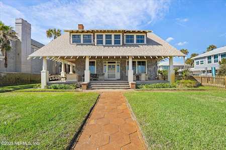 44 5th ST Atlantic Beach, FL 32233