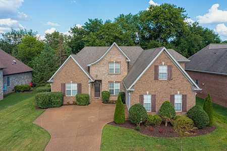 205 Chapel Ct S Hendersonville, TN 37075