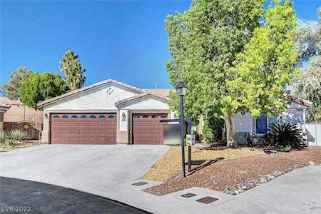 8232 Rusty Sandstone Ct Las Vegas, NV 89131
