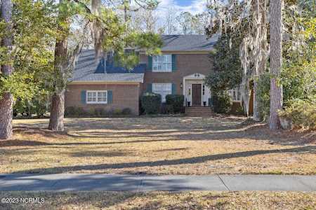 1921 Hawthorne Road Wilmington, NC 28403
