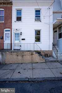 22 N Diamond St Clifton Heights, PA 19018