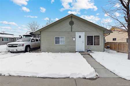 309 S 8th Ave Brighton, CO 80601