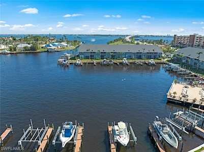 4719 17th Pl #108 Cape Coral, FL 33904