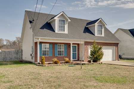 1418 Clemente Way Murfreesboro, TN 37129