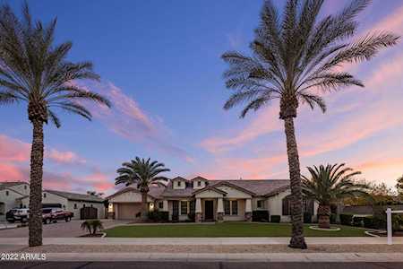 4658 N Village Parkway Litchfield Park, AZ 85340