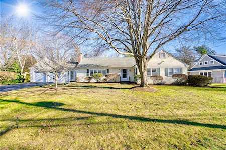 30 Adams Point Rd Barrington, RI 02806