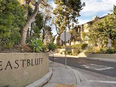 3320 Caminito Eastbluff #135 La Jolla, CA 92037