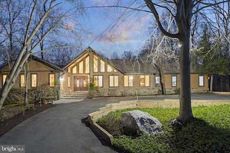 10721 Sandy Run Trl Fairfax Station, VA 22039