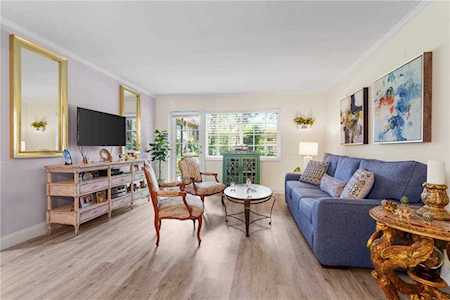 1940 NE 2nd Ave #117J Wilton Manors, FL 33305