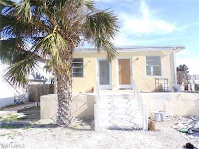 120-124 Fairweather Ln #120 + 124 Fort Myers Beach, FL 33931