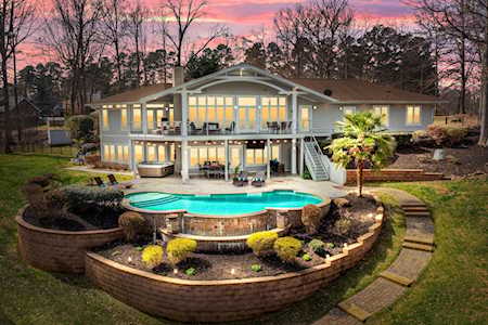 136 Lakeview Shores Loop Mooresville, NC 28117