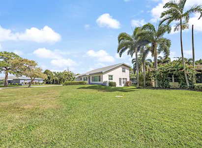 5606 Lake Osborne Drive Lake Worth, FL 33461