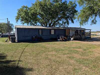 1101 Spring Ct Auburndale, FL 33823