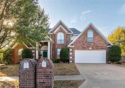 3912 SW Huckleberry St Bentonville, AR 72713