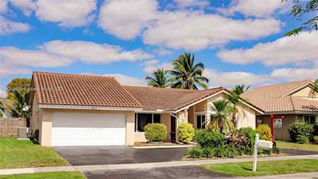 10235 NW 4th Ct Plantation, FL 33324