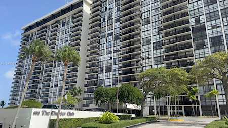 600 NE 36th St #1414 Miami, FL 33137
