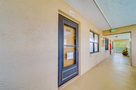 5090 Bay St NE #328 St. Petersburg, FL 33703