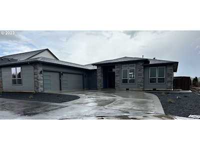 18210 NE 87th WAY Vancouver, WA 98682
