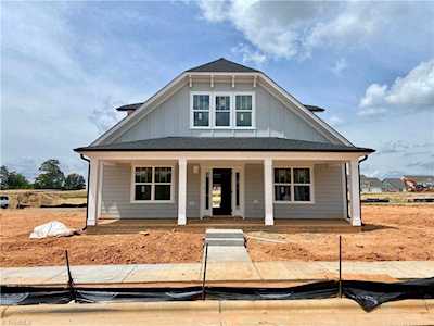 1724 Eastover Drive Kernersville, NC 27284