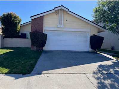 44 Whistling Isle Irvine, CA 92614