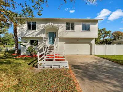 620 64th Street Ct E Palmetto, FL 34221