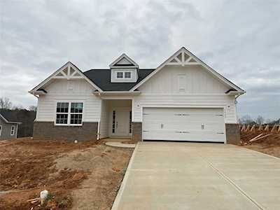 7042 Kingfisher Way Belmont, NC 28012
