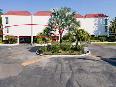 3805 E Bay Dr #201 Holmes Beach, FL 34217