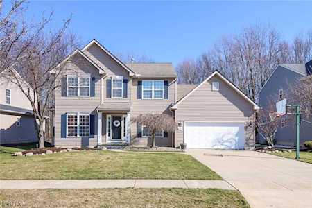 1683 E Ash Dr Avon, OH 44011