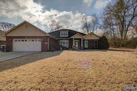 112 Legacy Trace Drive Huntsville, AL 35806