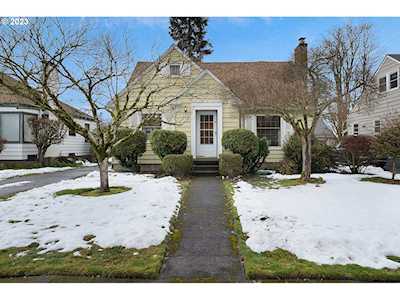 4511 NE Failing ST Portland, OR 97213