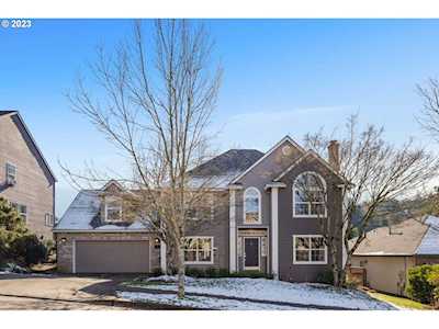 757 Nicole DR West Linn, OR 97068