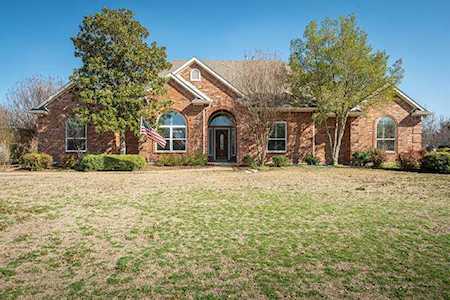 19 Meadowcreek Drive Melissa, TX 75454